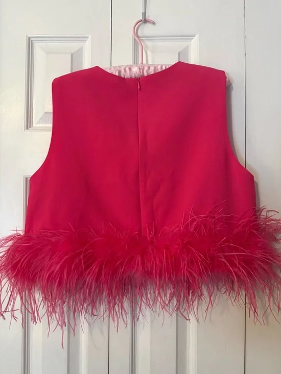 La’Ros Pink Feather Trim Crop Top NWT size large - Picture 2 of 9